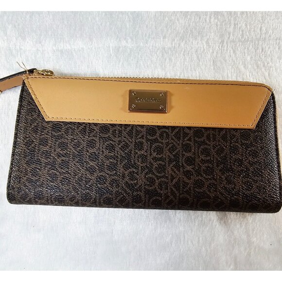 Calvin Klein Wristlet Women's Monogram Logo - Brown - Picture 1 of 6